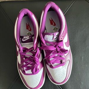 Nike Women's Fuchsia and White Sneakers
